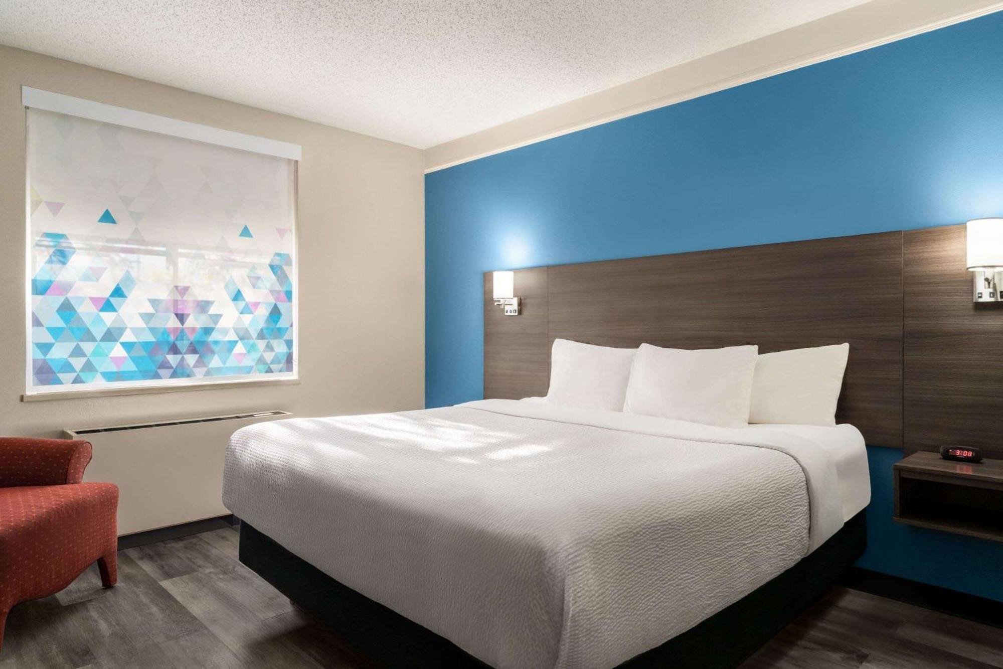 La Quinta By Wyndham Madison American Center Екстер'єр фото