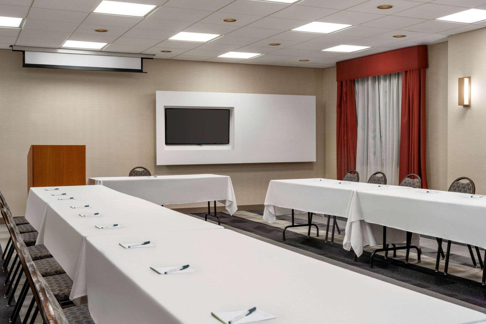 La Quinta By Wyndham Madison American Center Екстер'єр фото